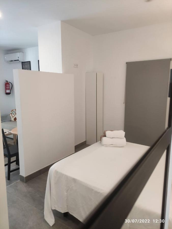 Complejo Pinta18 At1, At2 Y At3 Apartman Sevilla Kültér fotó