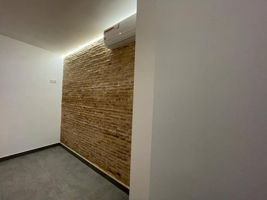 Complejo Pinta18 At1, At2 Y At3 Apartman Sevilla Kültér fotó