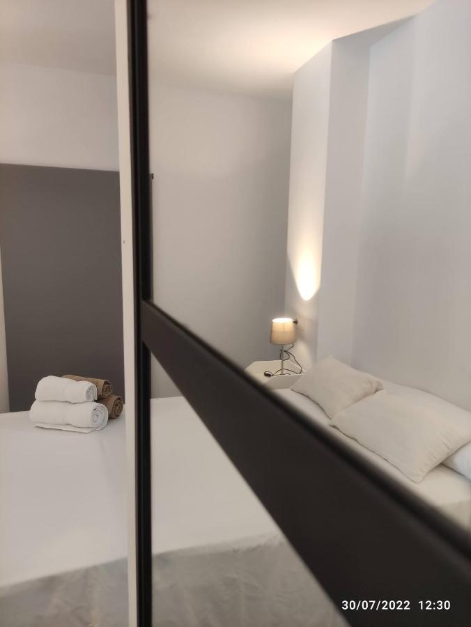 Complejo Pinta18 At1, At2 Y At3 Apartman Sevilla Kültér fotó