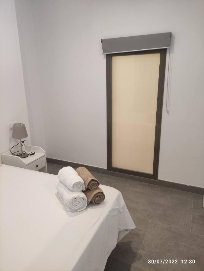 Complejo Pinta18 At1, At2 Y At3 Apartman Sevilla Kültér fotó