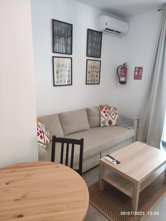 Complejo Pinta18 At1, At2 Y At3 Apartman Sevilla Kültér fotó