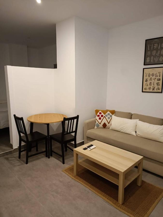 Complejo Pinta18 At1, At2 Y At3 Apartman Sevilla Kültér fotó